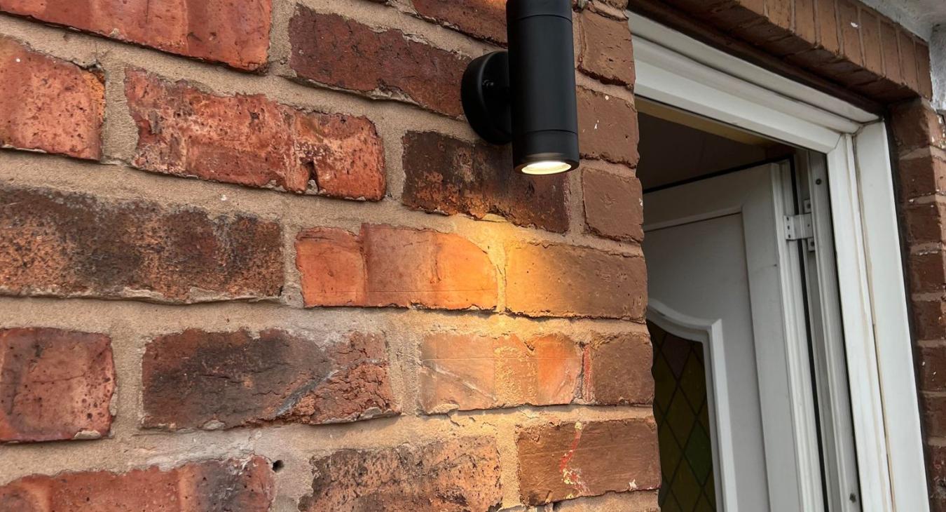 Outdoor lighting installer in St Helens